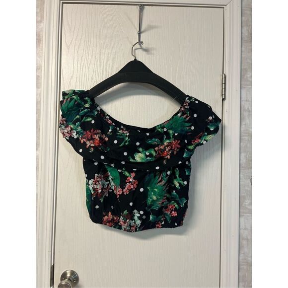 Bold Elements Blouse - Picture 2 of 4